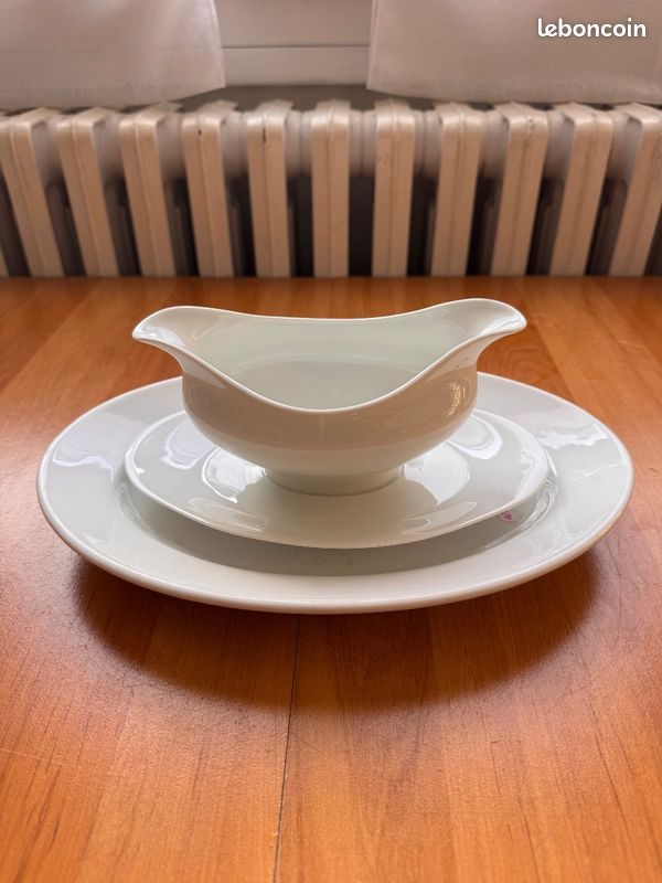 Saucière En Porcelaine Blanche – Neuve, Sans Marque, Idéale Pour Les Repas