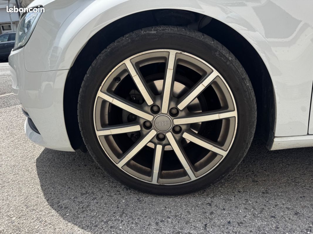 AUDI A3 SPORTBACK 1.6 TDI 110 S Line S tronic 7 (image 30)