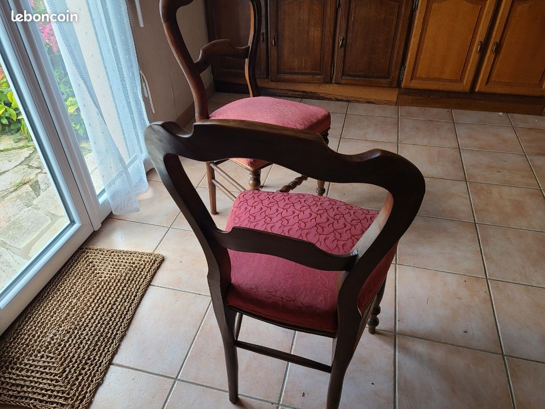 Chaises en bois tapissée (image 4)