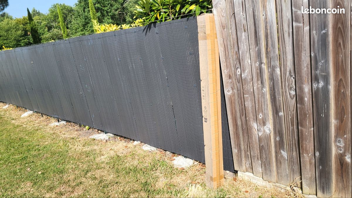 Canisse PVC gris anthracite neuve (image 1)