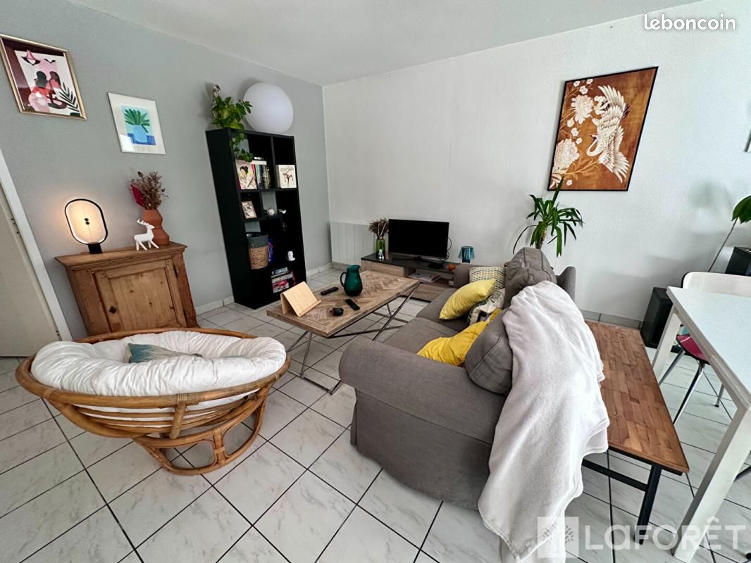 Maison 4 pièces 81 m² · à Martignas-sur-Jalle · 81 m² · 1 300 €