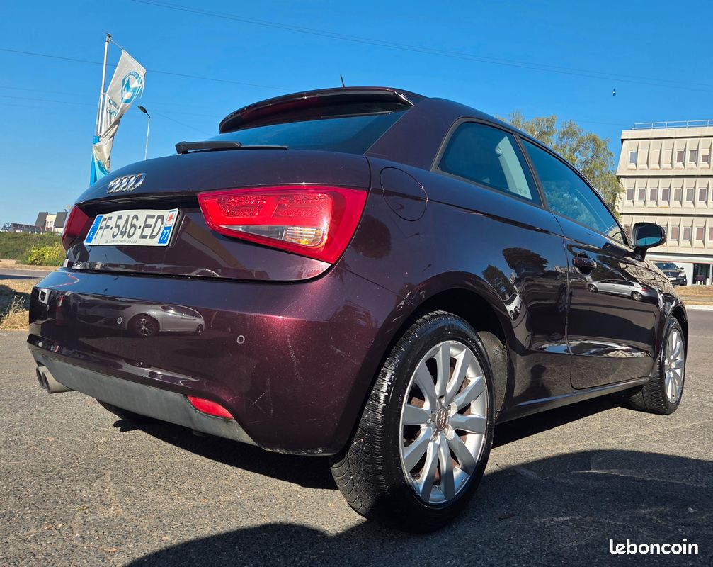 AUDI A1 1.4 TFSI 122 cv Boîte auto (image 5)