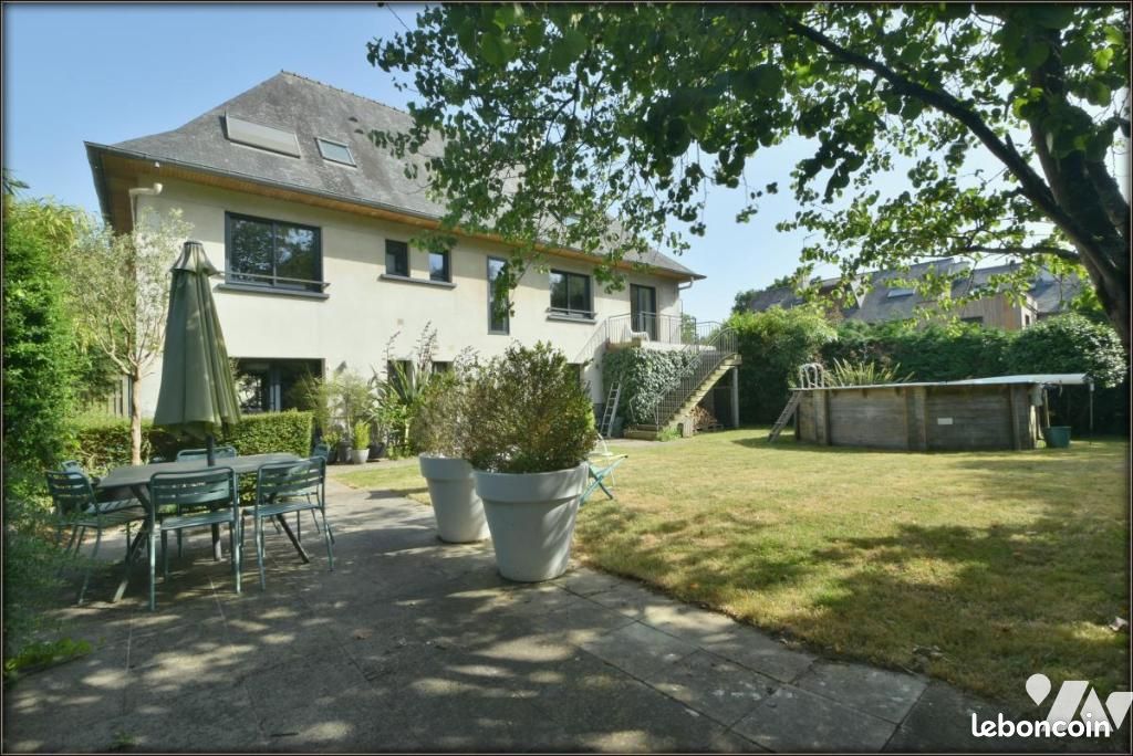 Maison 7 pièces 244 m² · au Rheu · 244 m² · 599 900 €