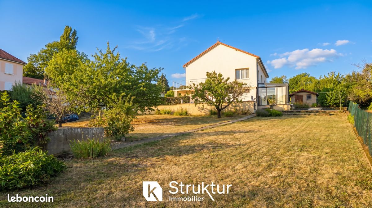 Maison 6 pièces 120 m² · à Fèves · 120 m² · 376 000 €
