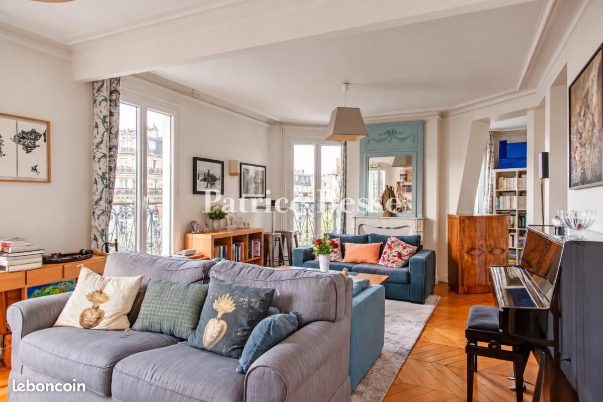 Appartement 7 pièces 150 m² · à Paris · 150 m² · 1 350 000 €