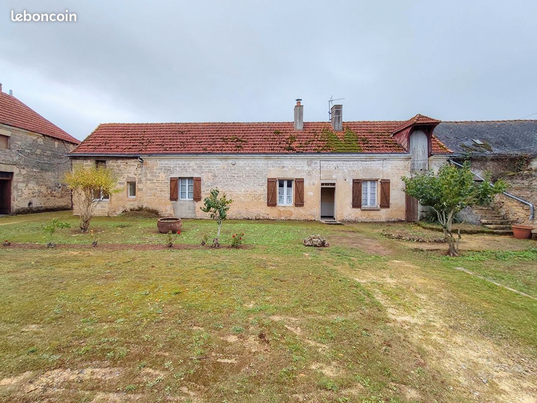 Maison 4 pièces 88 m² · à Doué-en-Anjou · 88 m² · 252 000 €