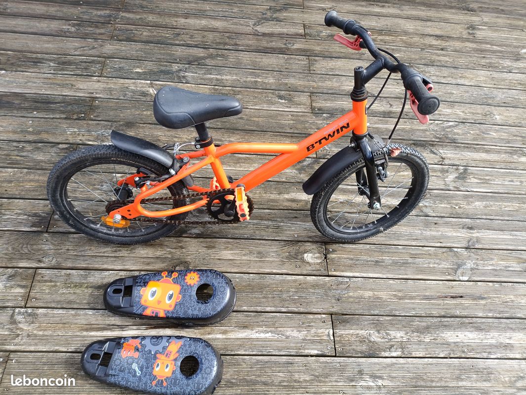 Vélo enfant 16 pouces B'Twin Robot 500 (Decathlon) - Avec carter NEUF à monter (image 1)