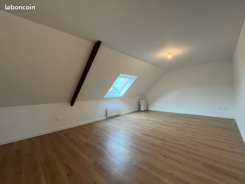 Appartement 2 pièces 39 m² · à Paris · 39 m² · 1 050 €/mois