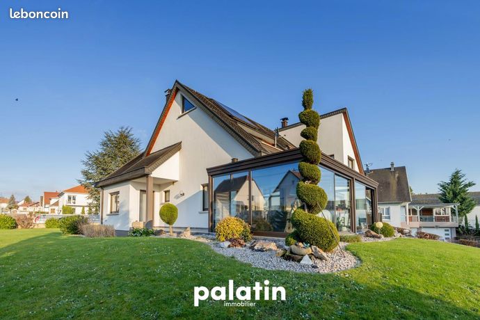 Propriété 9 pièces 256 m²
