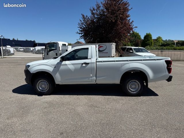NEW ISUZU DMAX SINGLE B-STRONG 4X4 164cv Boite manuelle 30700 H.T (image 6)