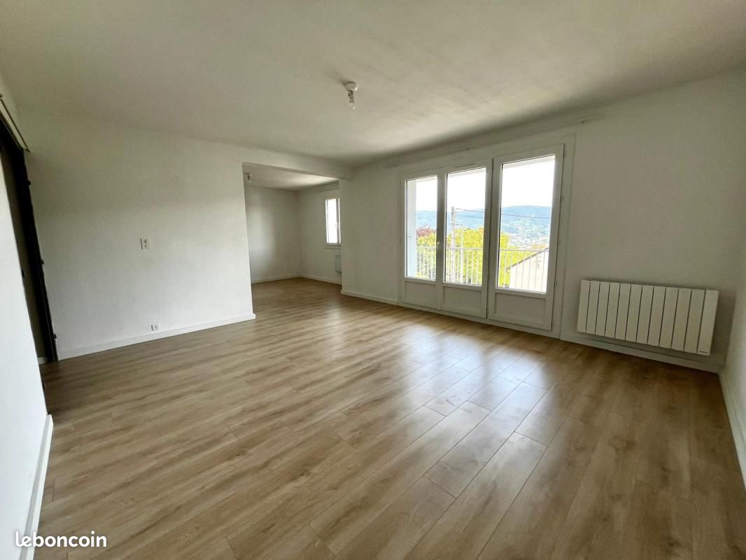 Appartement 4 pièces 103 m² · à Mende · 103 m² · 770 €
