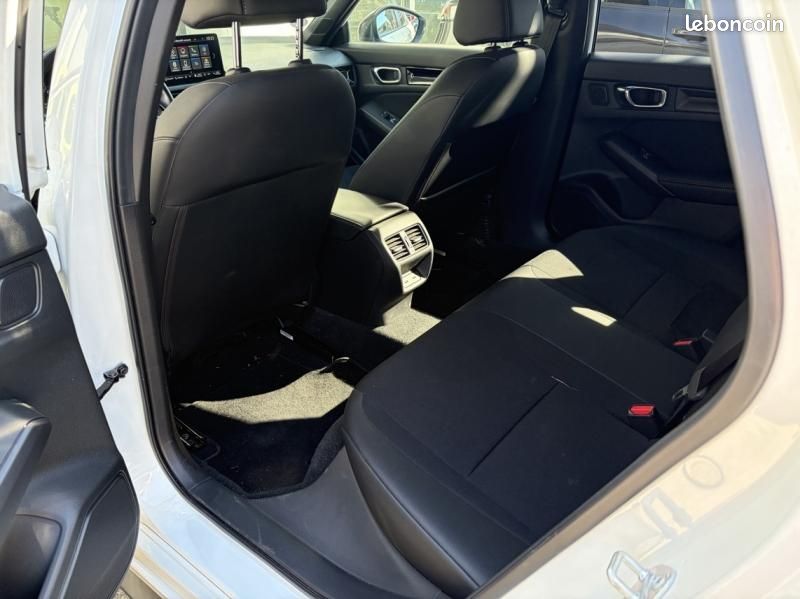 Honda Civic 2.0 i-MMD 184ch e:HEV Sport (image 13)
