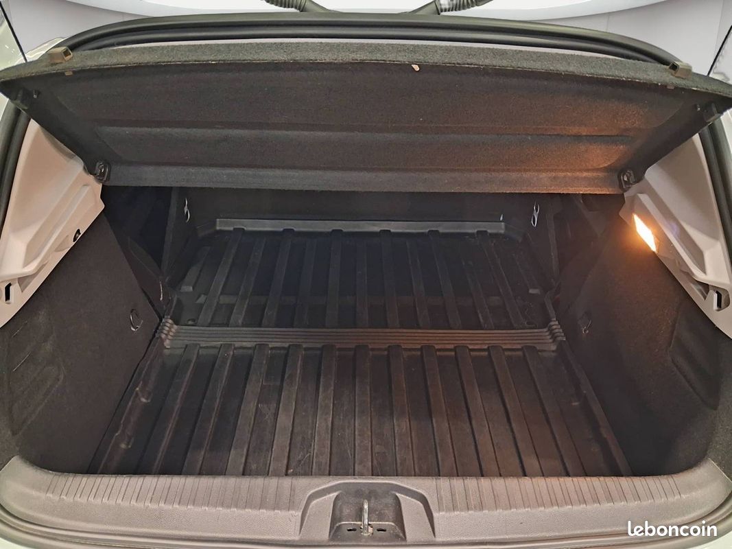 Renault clio societe blue dci 85 air nav (image 10)