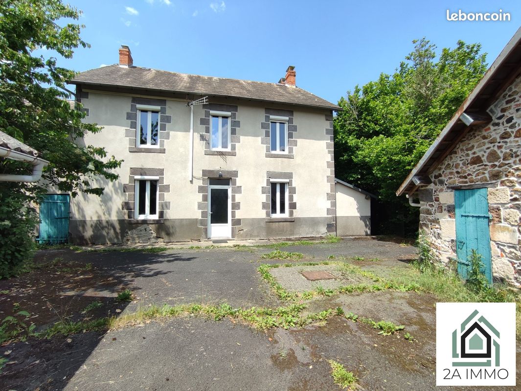 Maison 5 pièces 141 m² · aux Ancizes-Comps · 141 m² · 149 000 €