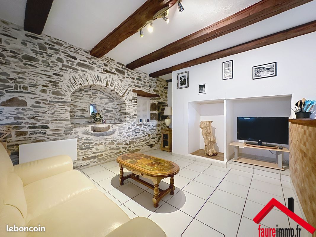 Maison 2 pièces 48 m² · à Donzenac · 48 m² · 650 €