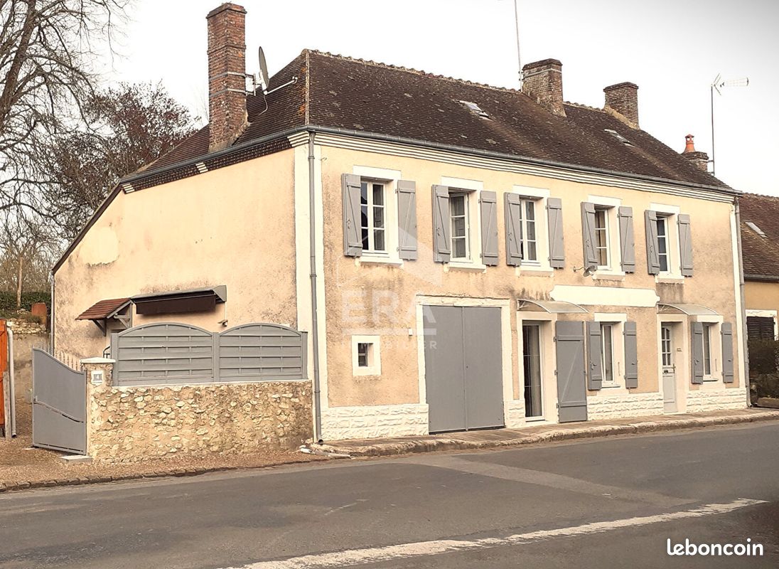 Maison 5 pièces 160 m² · à Perche en Nocé · 160 m² · 161 000 €
