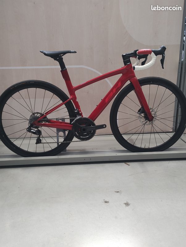 Bh g8 (image 1)