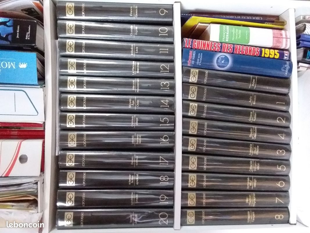 Encyclopédies (image 1)