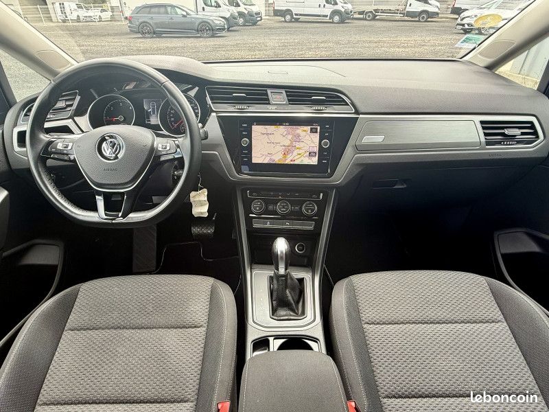 Volkswagen TOURAN 1.6 TDI 115CH FAP CONFORTLINE BUSINESS DSG7 7 PLACES / Caméra / CarPlay (image 5)