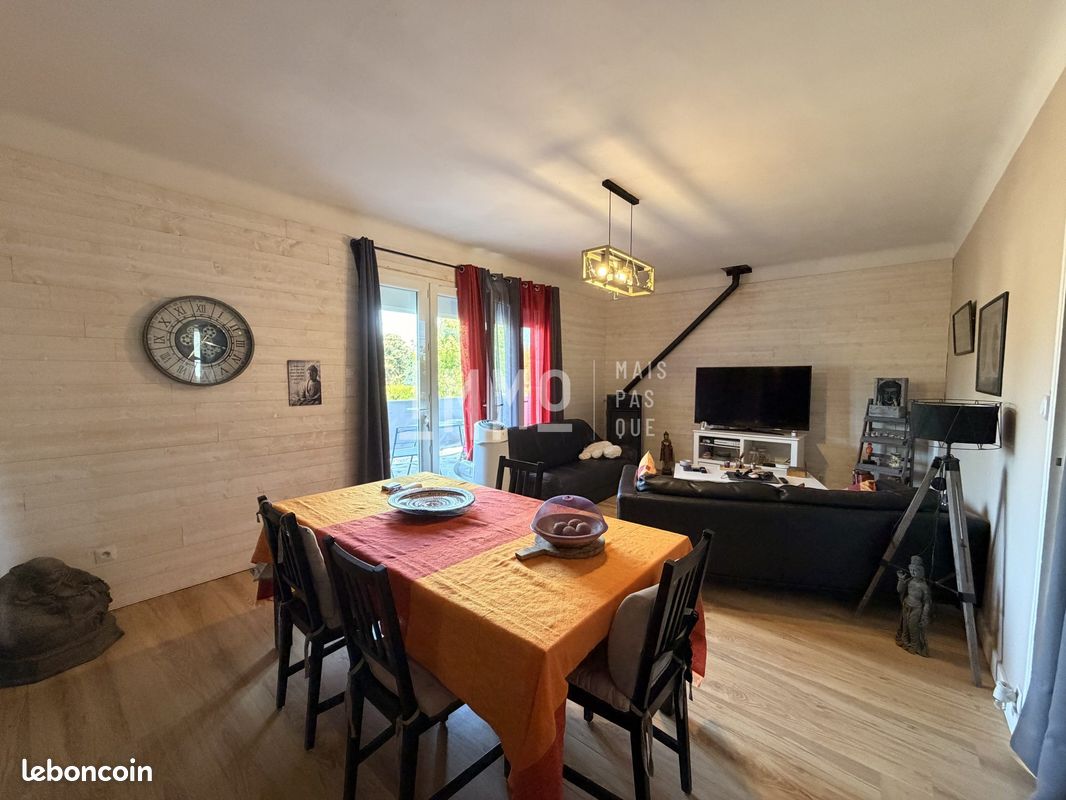 Maison 6 pièces 121 m² · à Vaas · 121 m² · 129 000 €