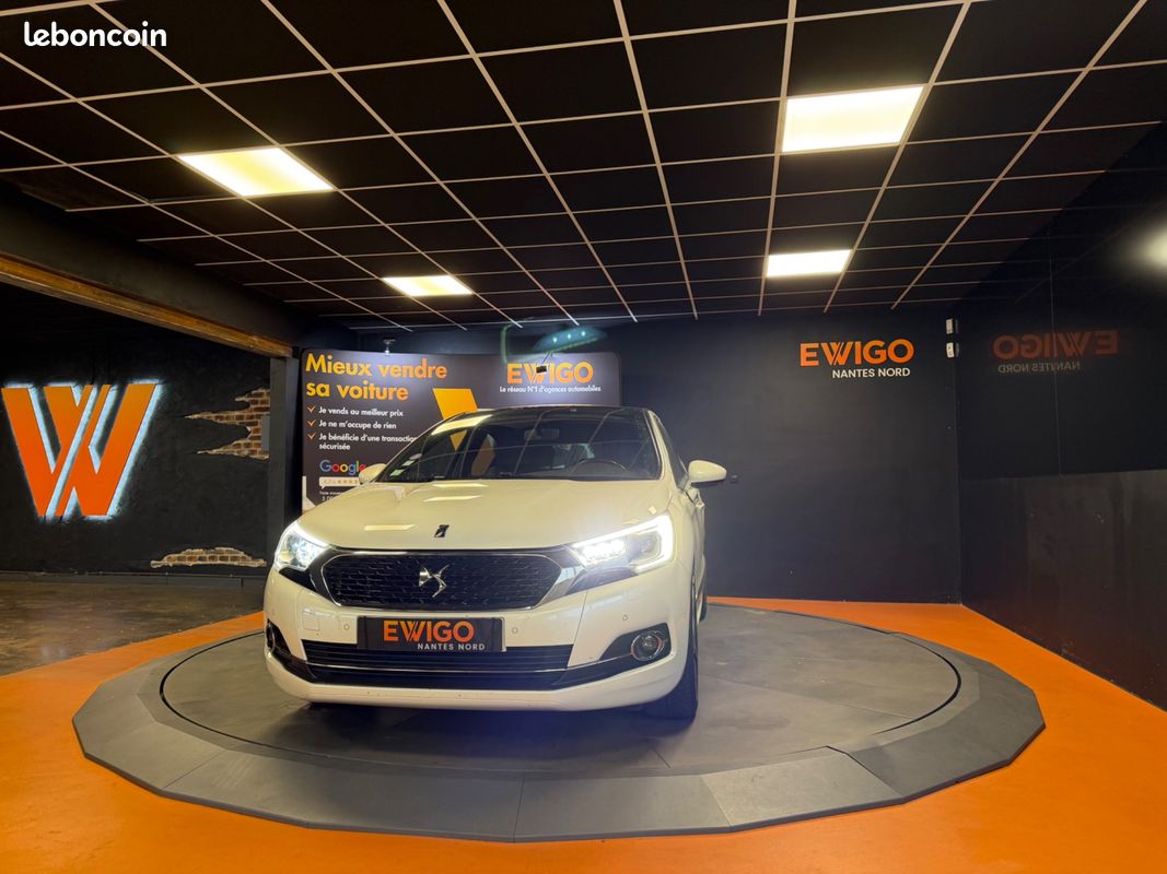 Ds ds 4 1.6 thp 210 sport chic start & stop / caméra de recul (image 15)