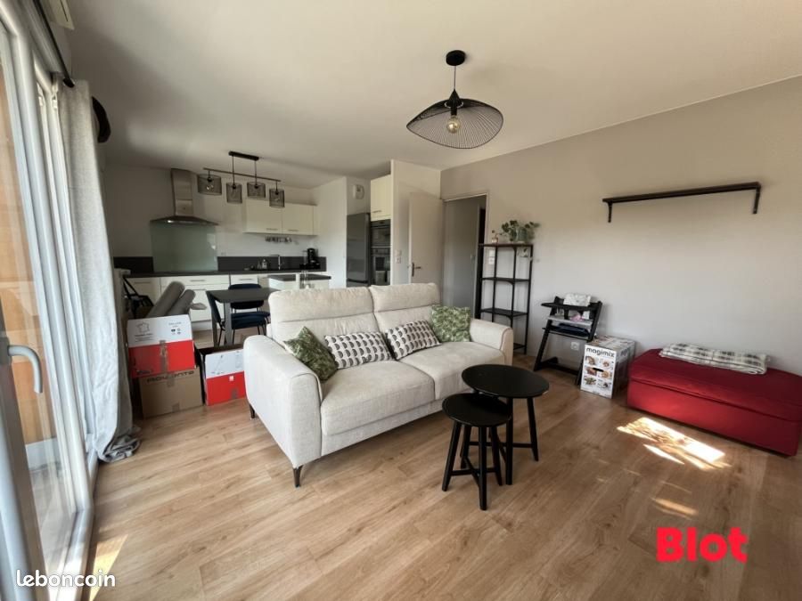 Appartement 3 pièces 65 m² · à Rennes · 65 m² · 975 €