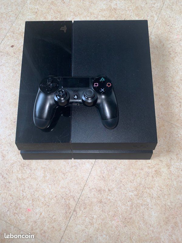 Ps4 avec manette + câble (image 3)