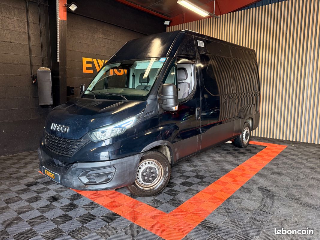 Iveco daily vu 35s16 2.3 156ch h2 hi-matic tva recuperable (image 1)