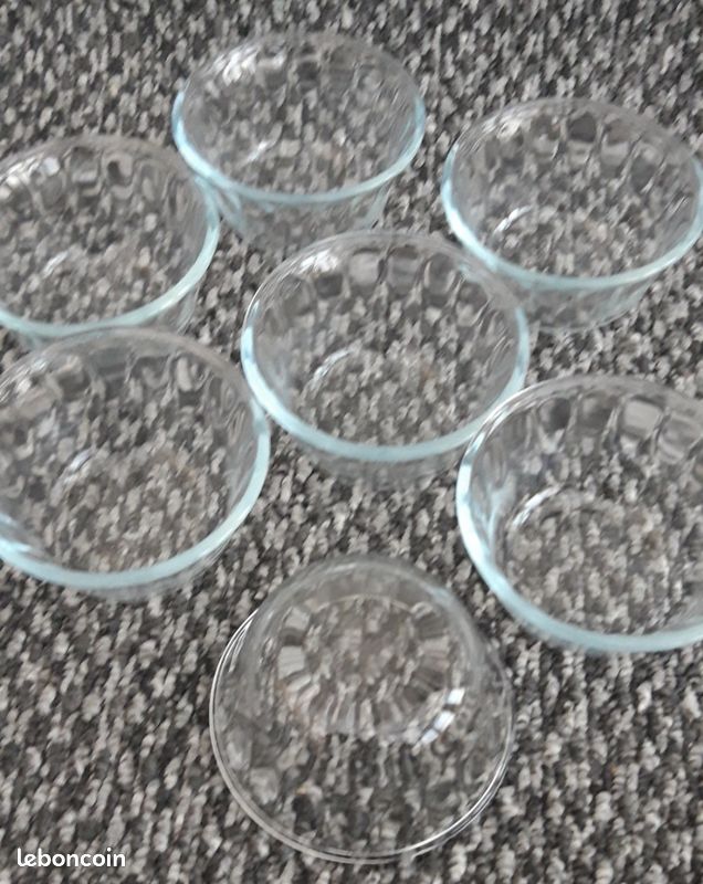 Lot 7 Coupelles PYREX (image 1)
