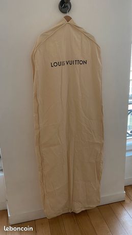 Louis Vuitton Porte-habits Clothes-hangers 399654