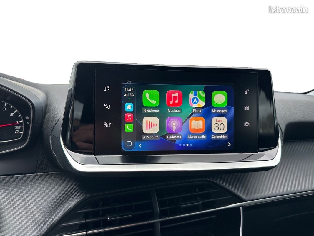 PEUGEOT 2008 ALLURE DIESEL 100ch - CARPLAY - CAM - FAIBLE KM - SUIVI OK (image 8)