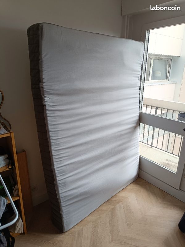 Matelas à ressort 140x190cm (image 1)