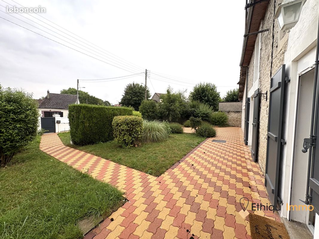 Maison 4 pièces 119 m² · à Bayel · 119 m² · 120 000 €