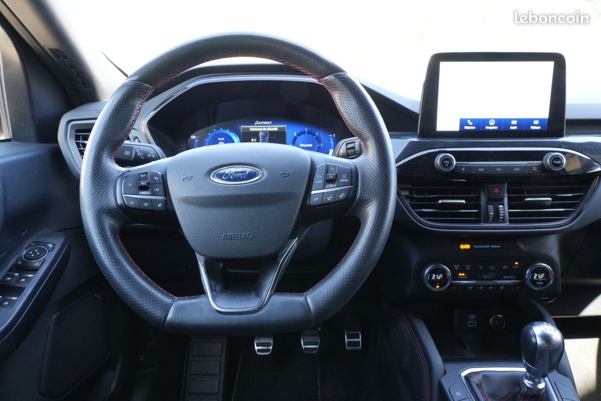 FORD Kuga III 1.5 ECOBLUE 120 ST-LINE X (image 12)