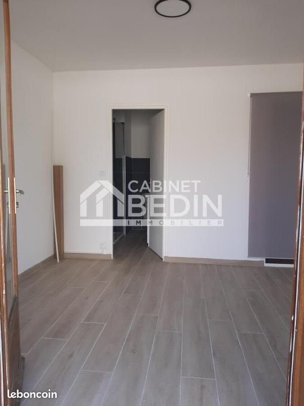 Studio 1 pièce 17 m² (image 1)
