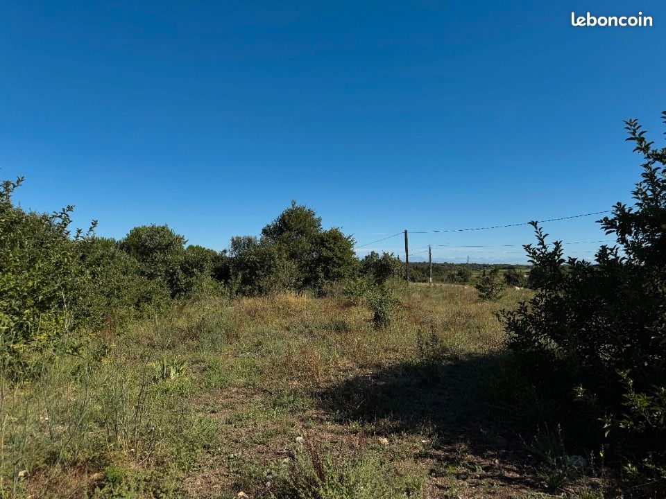 Terrain 254 m² · à Montpezat · 103 900 €
