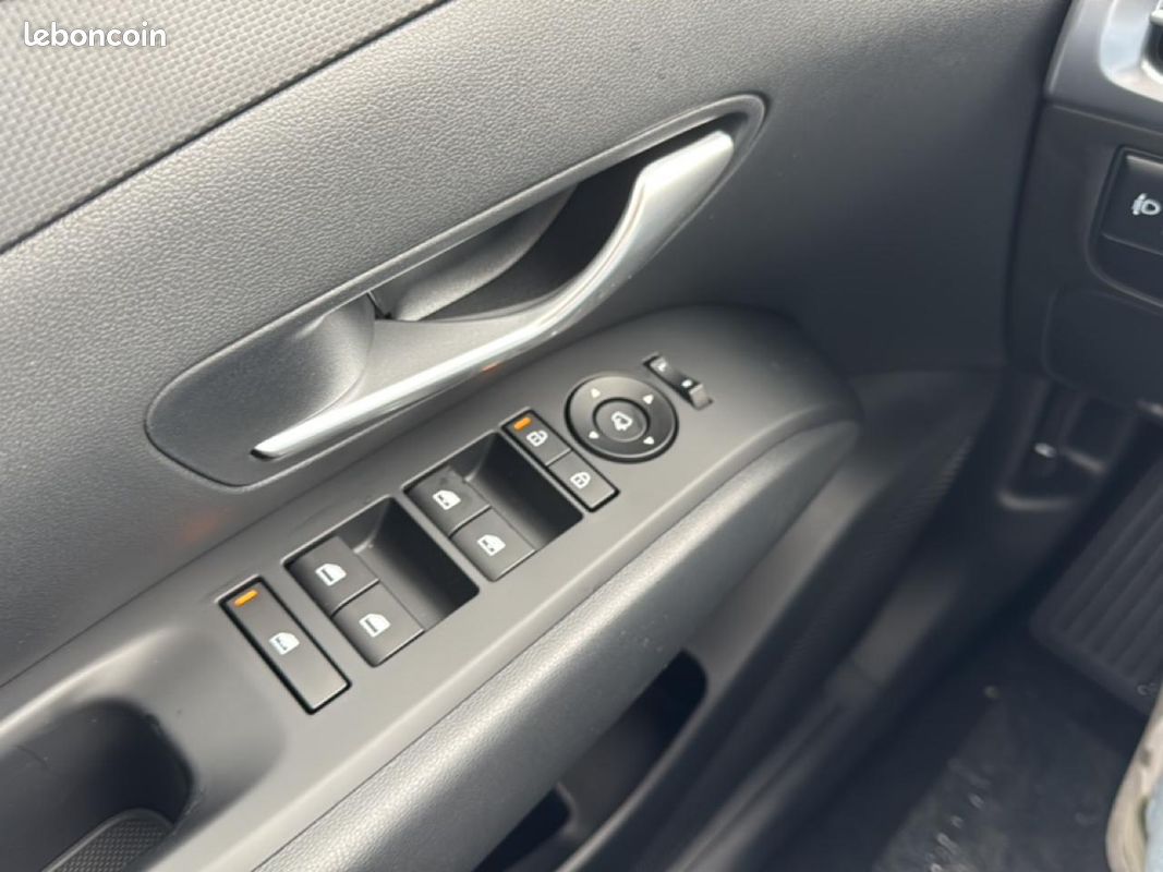HYUNDAI TUCSON 1.6 t-gdi 239 hybrid intuitive (image 26)