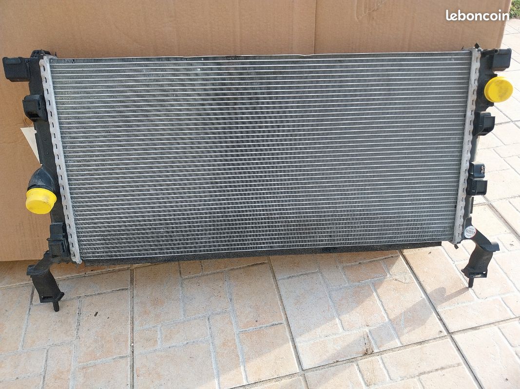 Radiateur Laguna 3 dci 1.5 110 cv (image 1)