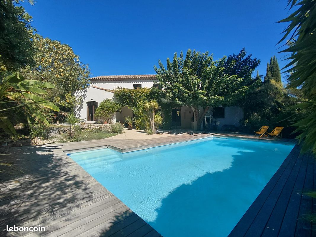 Maison 10 pièces 190 m² · à Saint-Clément-de-Rivière · 190 m² · 864 000 €
