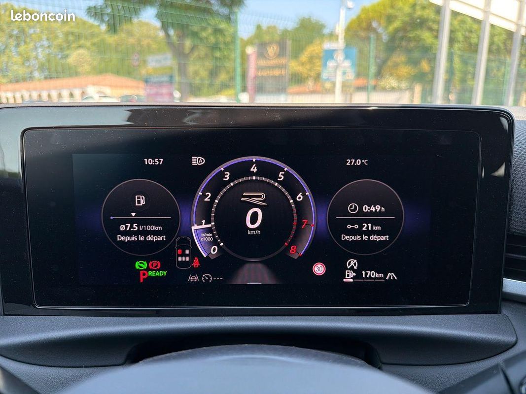 VOLKSWAGEN T-Roc 1.5 eTSI EVO2 Hybrid 150 ch DSG7 R-Line (image 15)