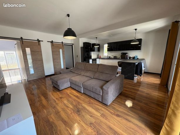 Villa 3 faces plein pied 92m2 double garage