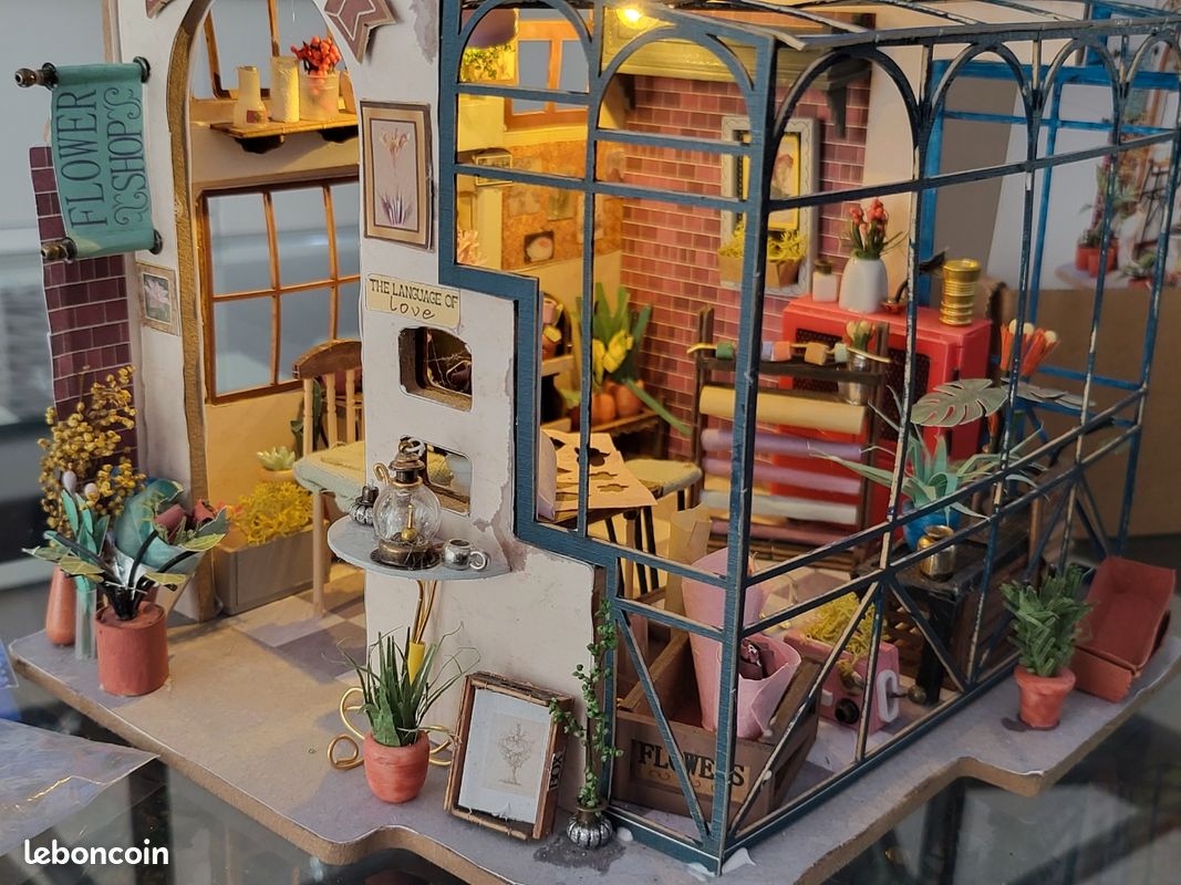 HALLE MARCHANDISE MAQUETTE montée jouef 1051 ho pour votre décor train