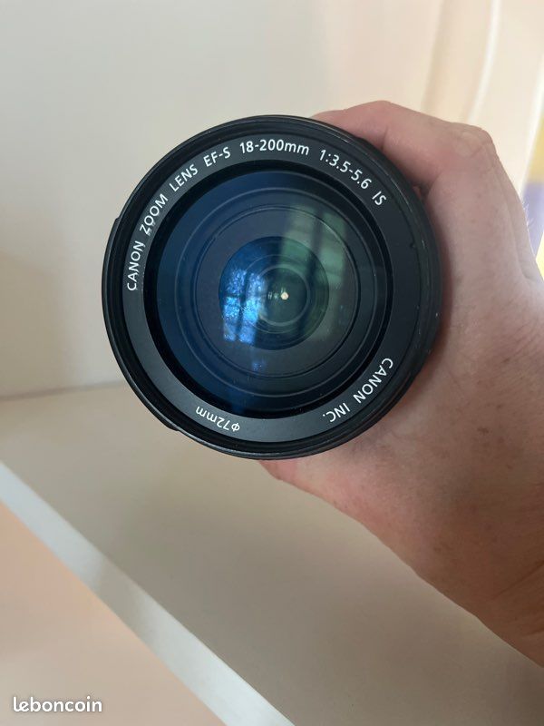 Objectif Canon 18-200mm (image 2)