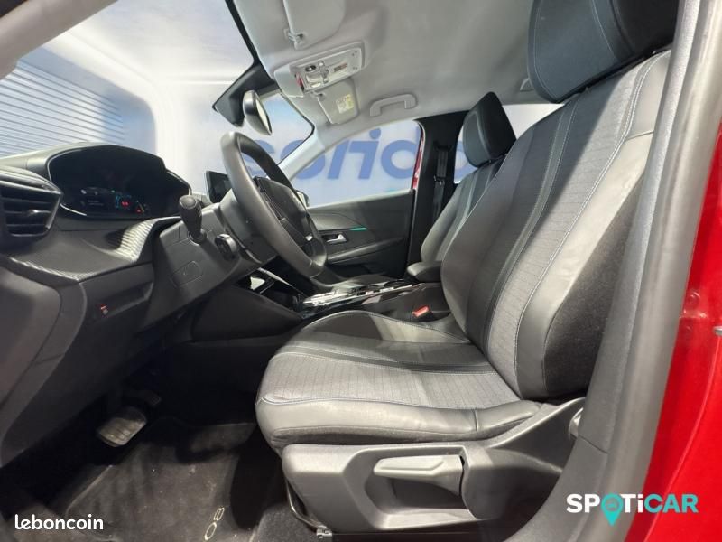 Peugeot 208 e-208 136ch Style (image 3)