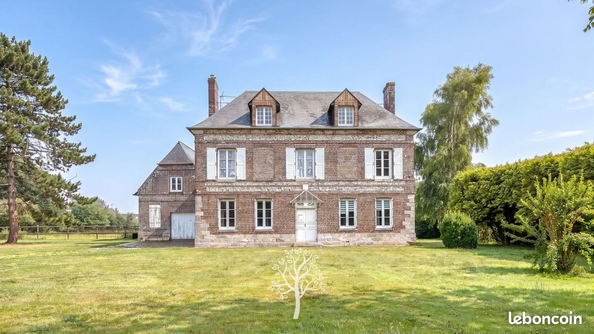 Maison 6 pièces 220 m² · à Luneray · 220 m² · 599 000 €