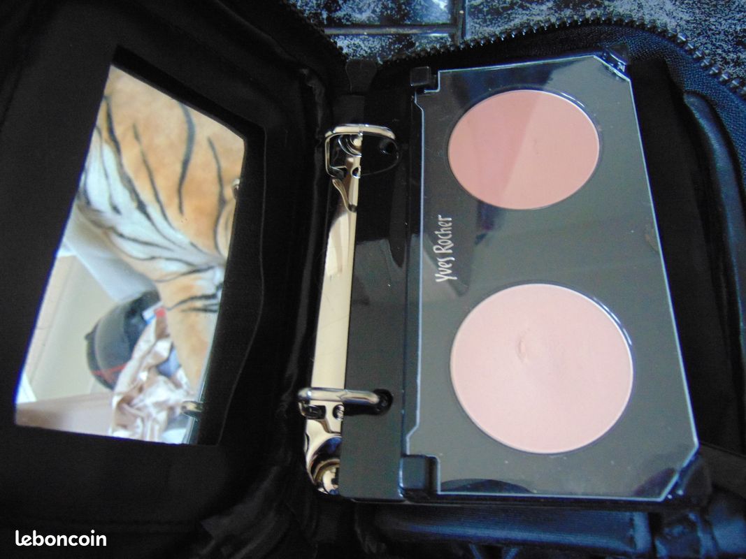 Trousse maquillage (image 3)