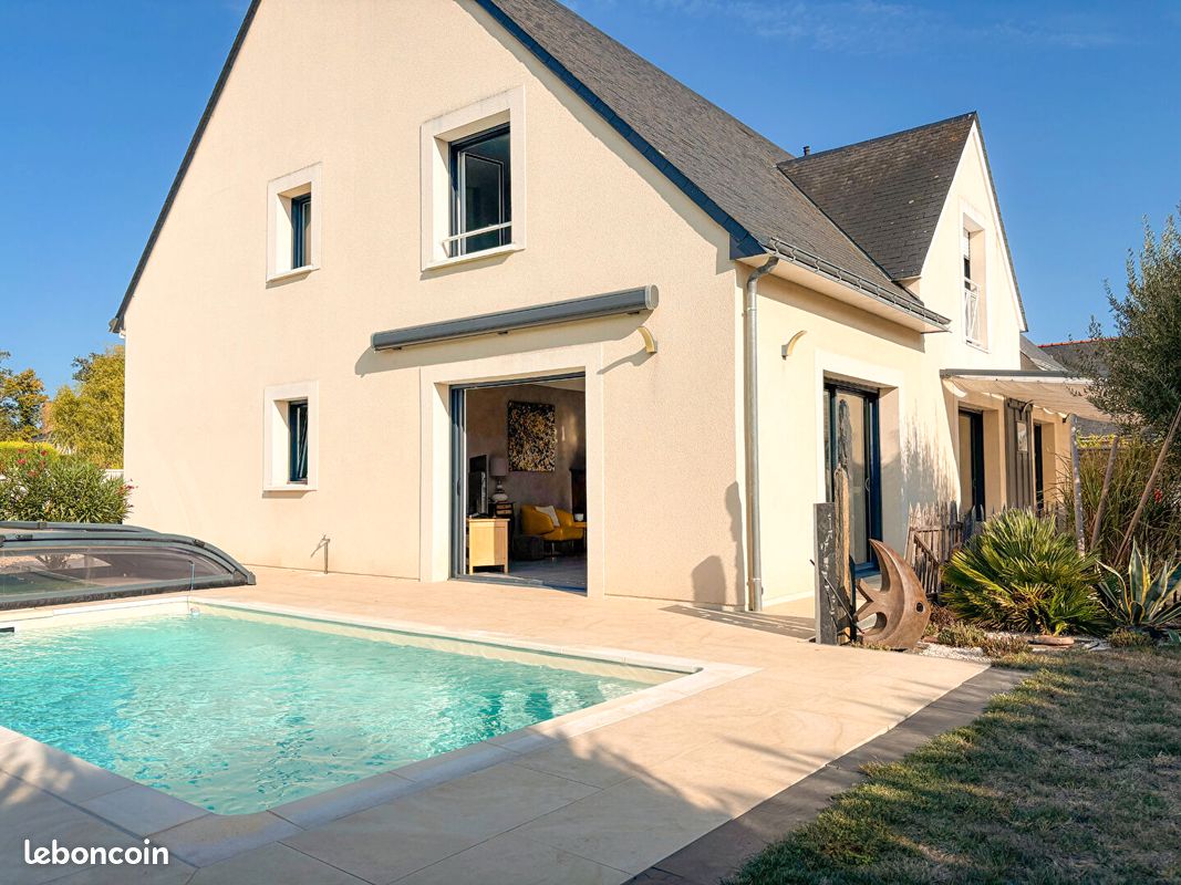 Maison 6 pièces 195 m² · à Bouchemaine · 195 m² · 698 250 €
