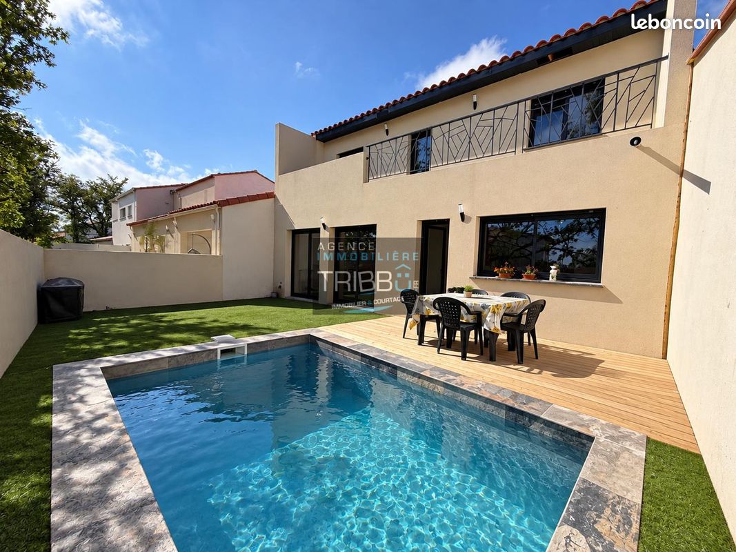 Maison 4 pièces 122 m² · à Thuir · 122 m² · 359 000 €