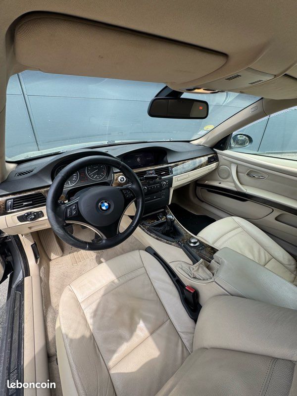 BMW 330i E92 (image 5)