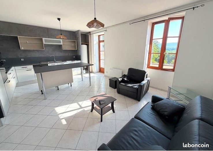 Appartement 4 pièces 82 m² · à Challonges · 82 m² · 1 185 €/mois
